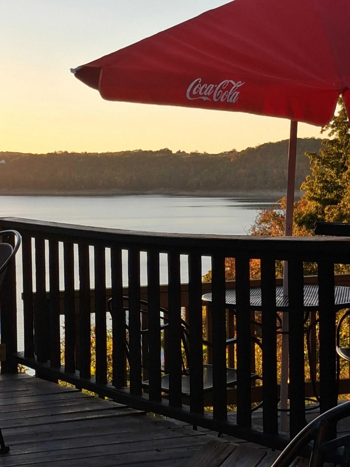 Cumberland Grill restaurants in Monticello KY near Lake Cumberland — hours, menu, and directions